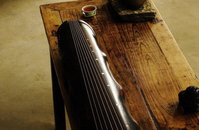 丹东市古琴蕴含的传统文化，一把古琴制备出来要两年的时间